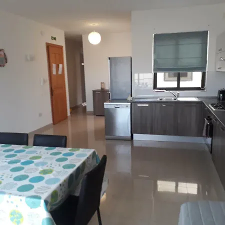 Apartmán Criholiday 3 Bedrooms With Big Terrace *